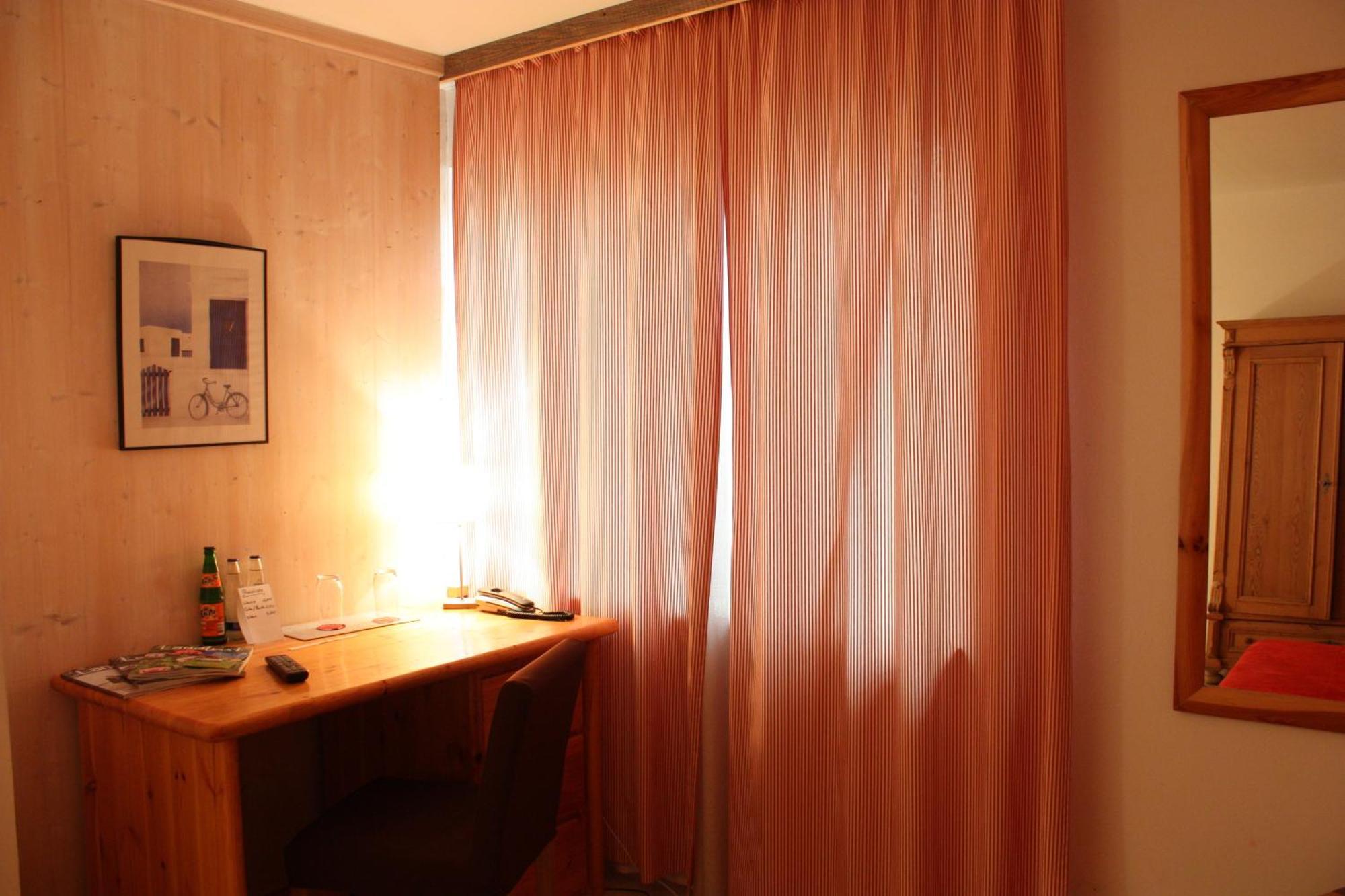 Das Posch Hotel 오버아머가우 객실 사진